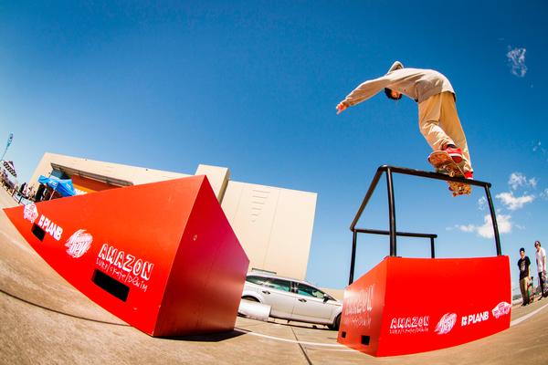 Niwa Warner, gap to frontside feeble